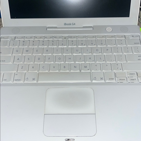 Apple 🍏 iBook G4 - Picture 4 of 8